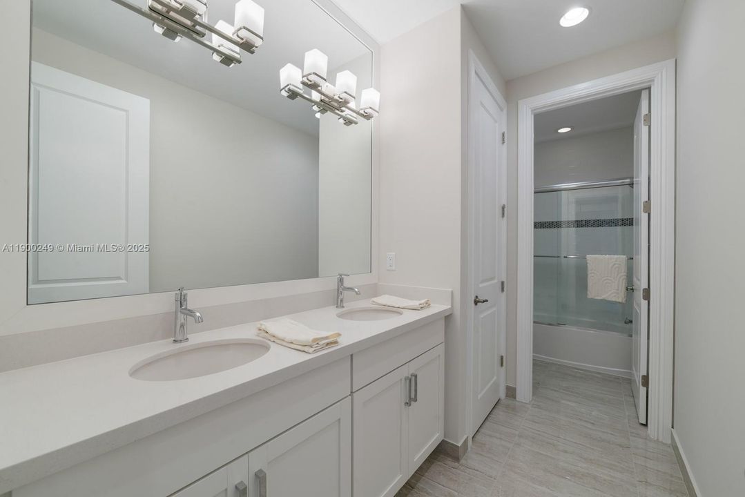 En Venta: $2,650,000 (6 camas, 7 baños, 5322 Pies cuadrados)