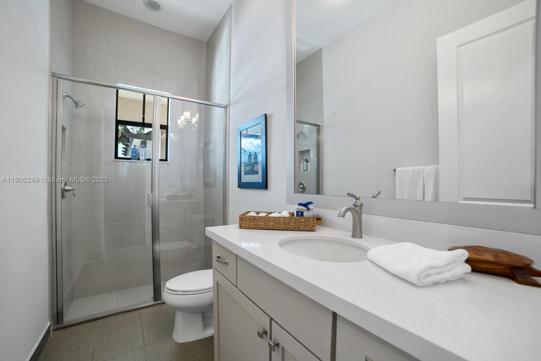 En Venta: $2,650,000 (6 camas, 7 baños, 5322 Pies cuadrados)