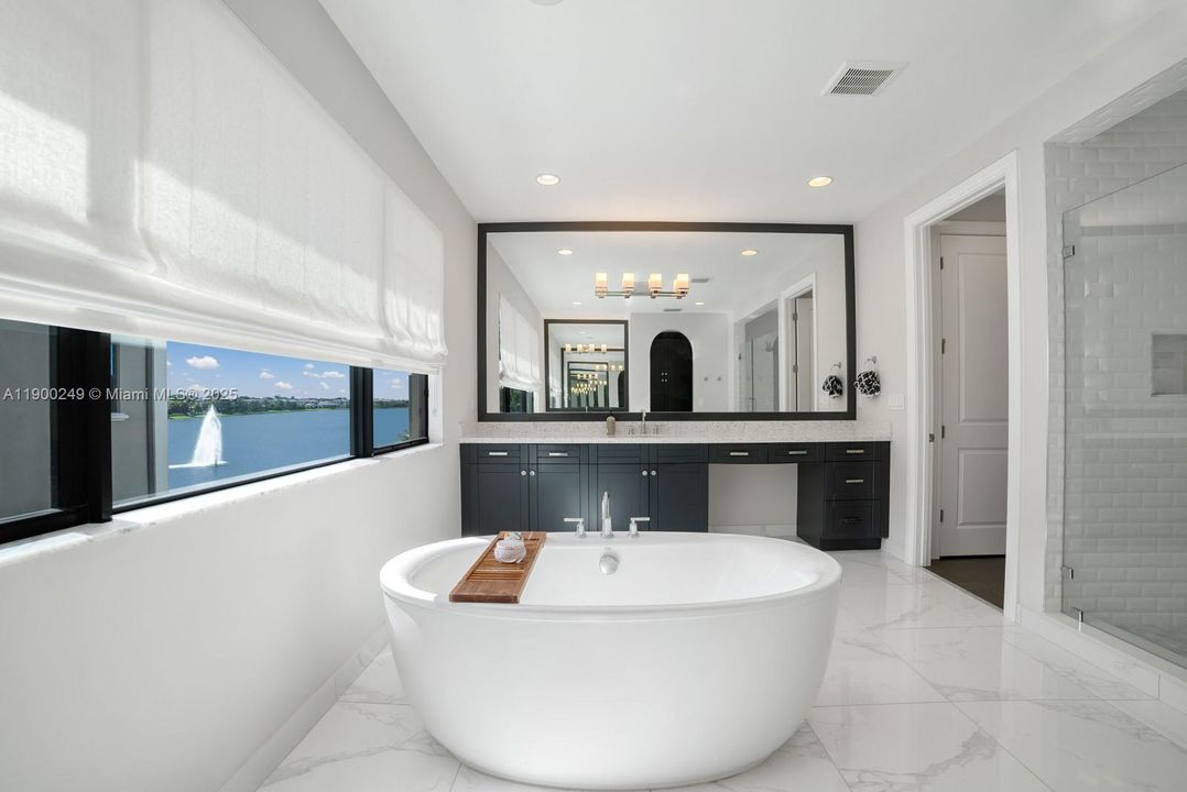 En Venta: $2,650,000 (6 camas, 7 baños, 5322 Pies cuadrados)