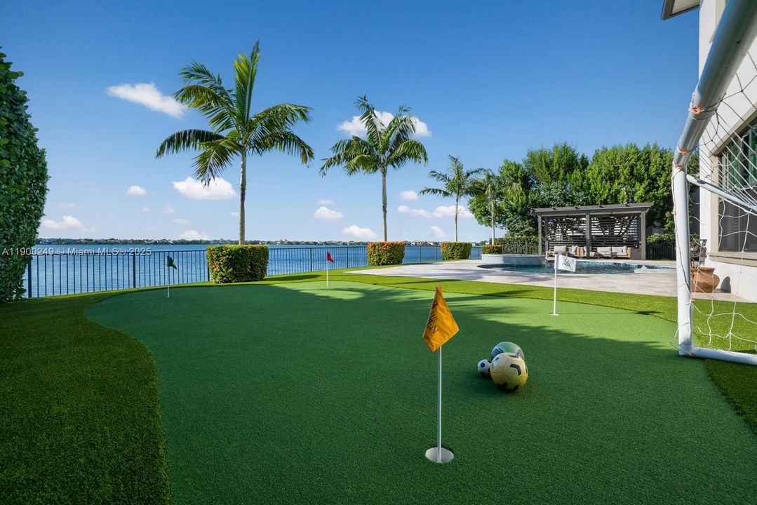 En Venta: $2,650,000 (6 camas, 7 baños, 5322 Pies cuadrados)