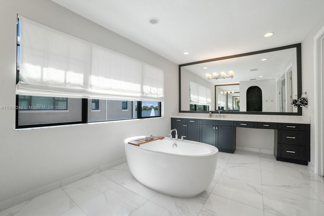 En Venta: $2,650,000 (6 camas, 7 baños, 5322 Pies cuadrados)