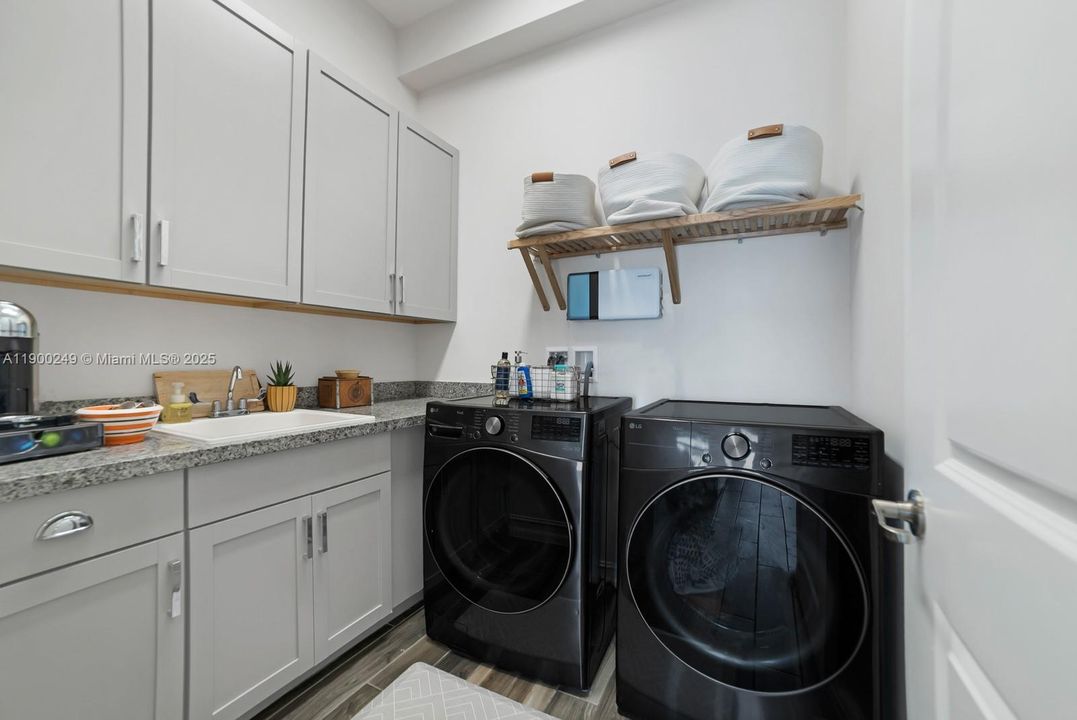 En Venta: $2,650,000 (6 camas, 7 baños, 5322 Pies cuadrados)