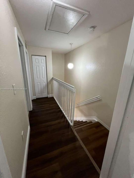 出租: $2,700 (3 贝兹, 2 浴室, 1253 平方英尺)