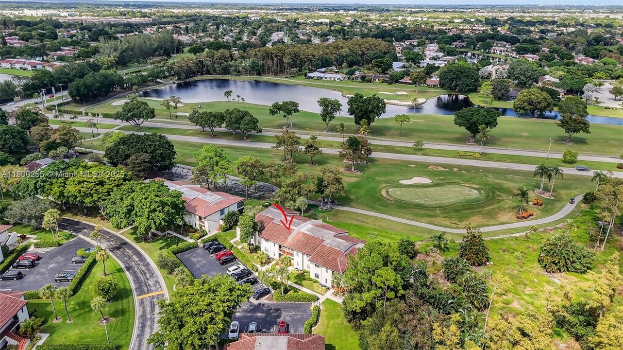 Active With Contract: $309,000 (2 beds, 2 baths, 1216 Square Feet)