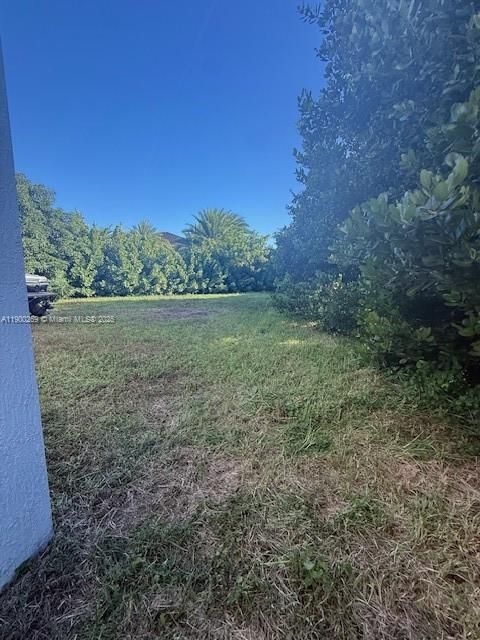 出租: $4,500 (4 贝兹, 4 浴室, 2990 平方英尺)