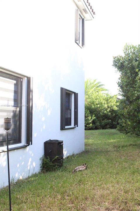 出租: $4,500 (4 贝兹, 4 浴室, 2990 平方英尺)