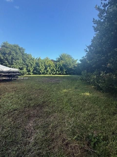 出租: $4,500 (4 贝兹, 4 浴室, 2990 平方英尺)