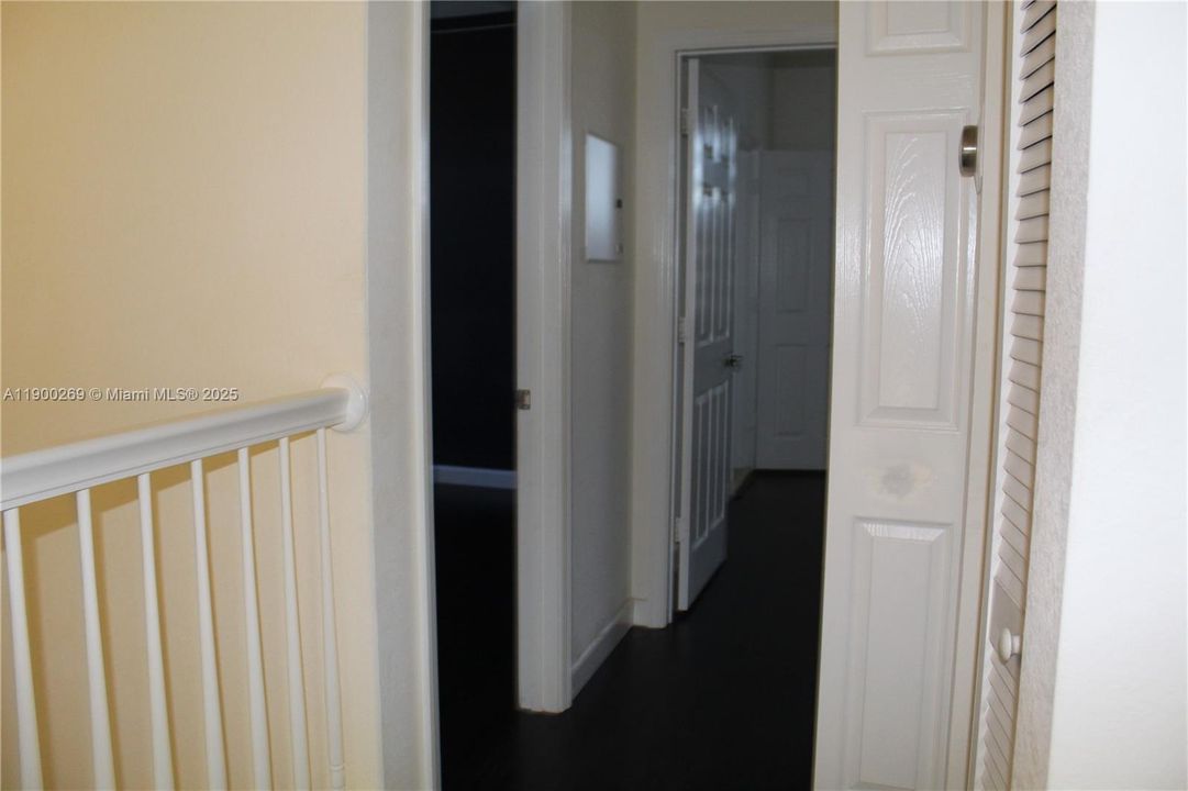 出租: $4,500 (4 贝兹, 4 浴室, 2990 平方英尺)