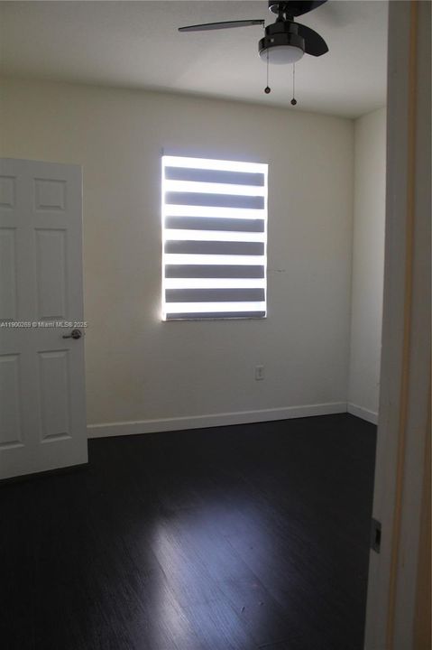 出租: $4,500 (4 贝兹, 4 浴室, 2990 平方英尺)