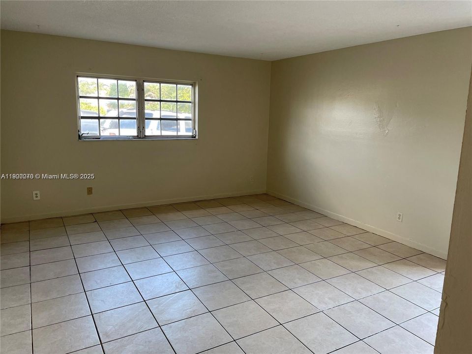 For Rent: $1,950 (2 beds, 2 baths, 10537 Square Feet)