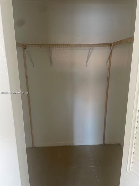 For Rent: $1,950 (2 beds, 2 baths, 10537 Square Feet)