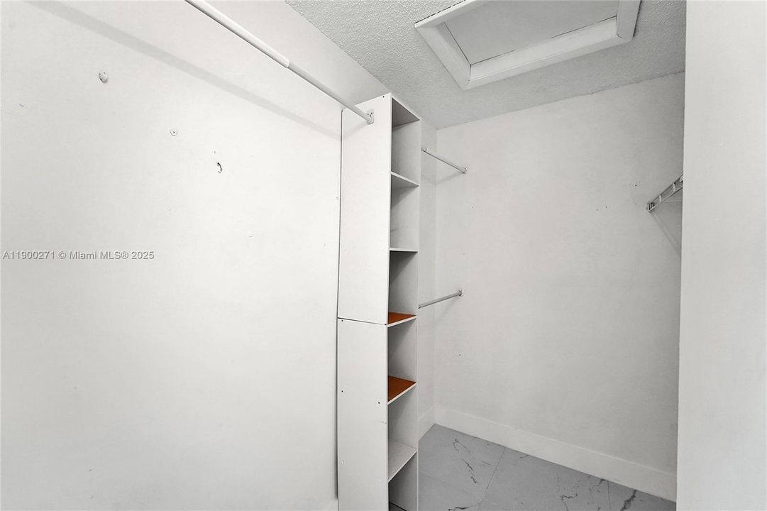 Recently Rented: $2,000 (2 beds, 2 baths, 0 Square Feet)