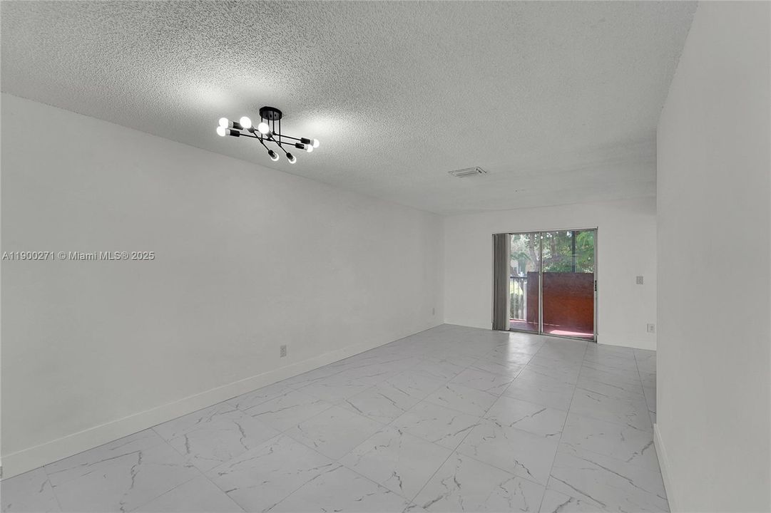 Recently Rented: $2,000 (2 beds, 2 baths, 0 Square Feet)