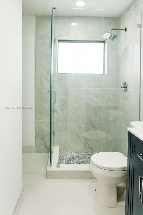 最近租的: $3,300 (4 贝兹, 2 浴室, 1700 平方英尺)