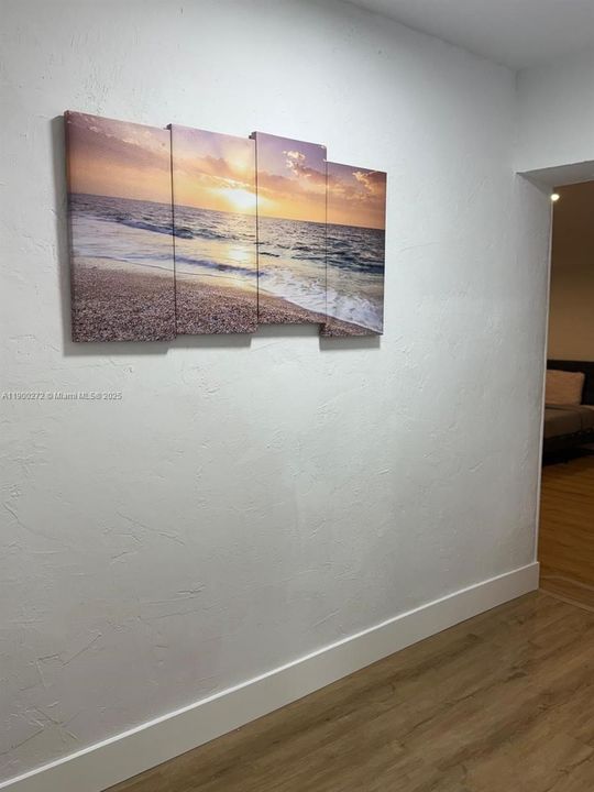 最近租的: $3,300 (4 贝兹, 2 浴室, 1700 平方英尺)