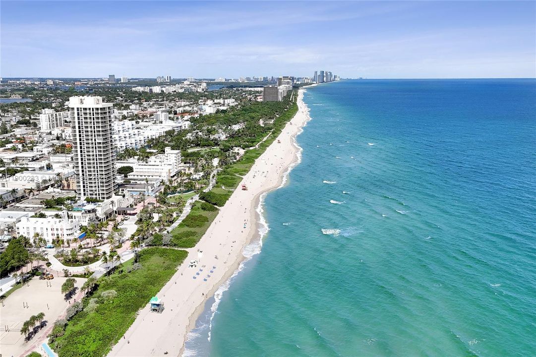 Active With Contract: $1,795,000 (2 beds, 2 baths, 1680 Square Feet)