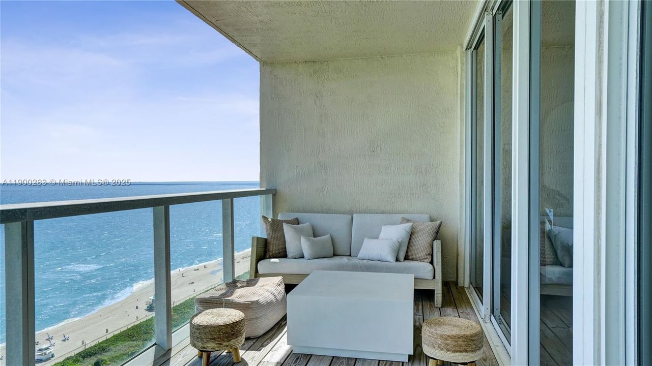 Active With Contract: $1,795,000 (2 beds, 2 baths, 1680 Square Feet)
