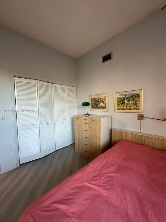 For Sale: $428,850 (3 beds, 3 baths, 1710 Square Feet)