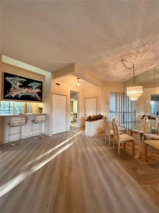 For Sale: $428,850 (3 beds, 3 baths, 1710 Square Feet)