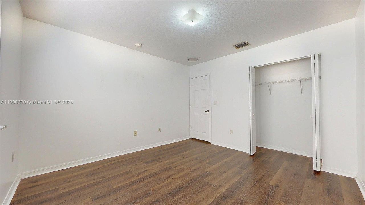 待售: $340,000 (3 贝兹, 2 浴室, 1657 平方英尺)