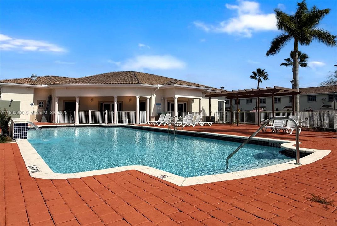 待售: $340,000 (3 贝兹, 2 浴室, 1657 平方英尺)