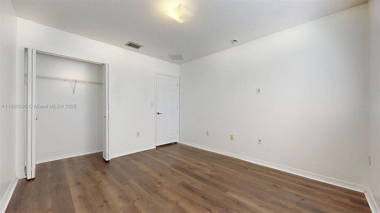 待售: $340,000 (3 贝兹, 2 浴室, 1657 平方英尺)