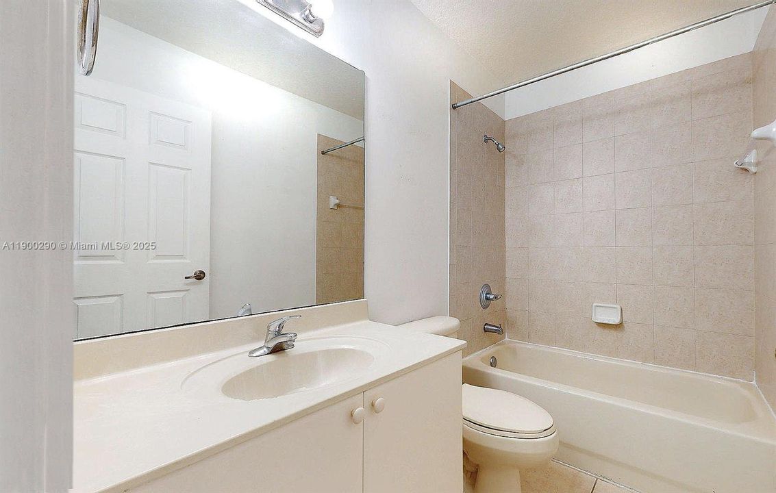 待售: $340,000 (3 贝兹, 2 浴室, 1657 平方英尺)