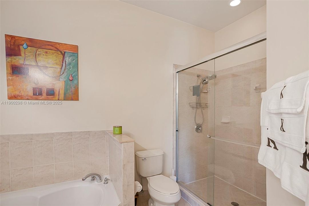 For Sale: $425,000 (3 beds, 2 baths, 1706 Square Feet)