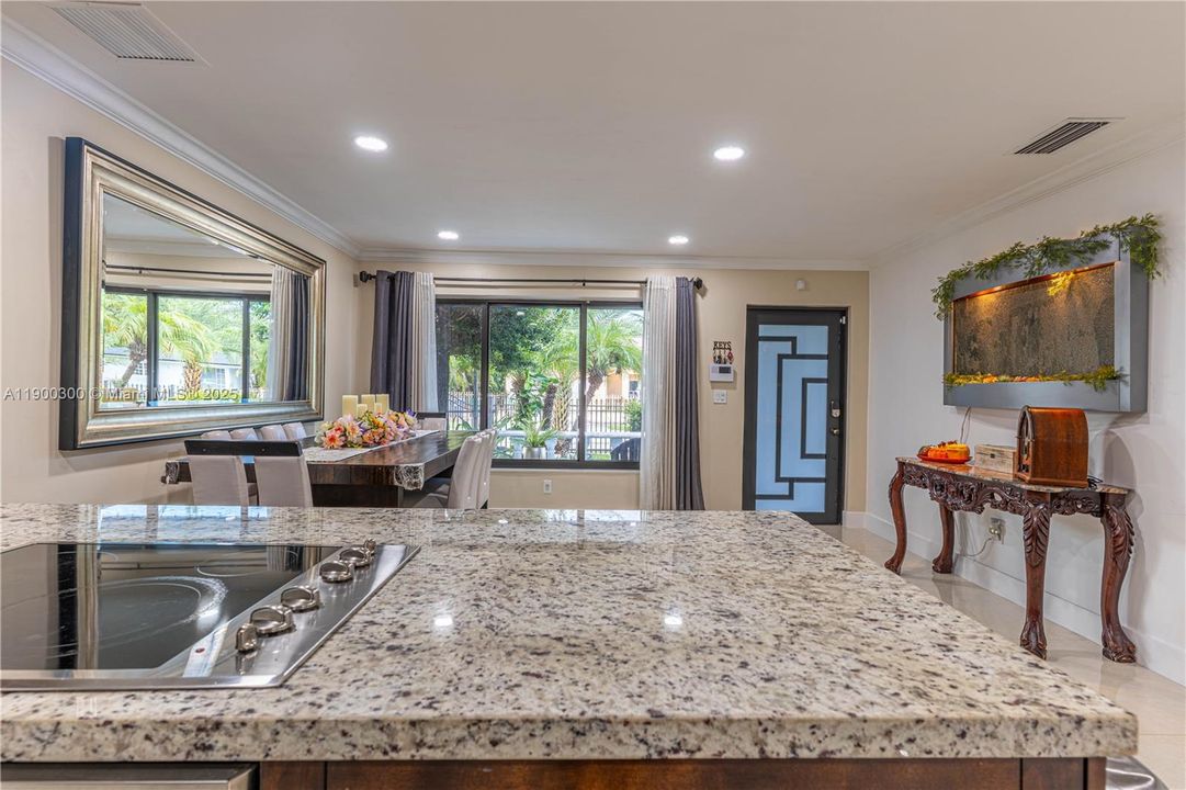 Active With Contract: $545,000 (3 beds, 1 baths, 1433 Square Feet)