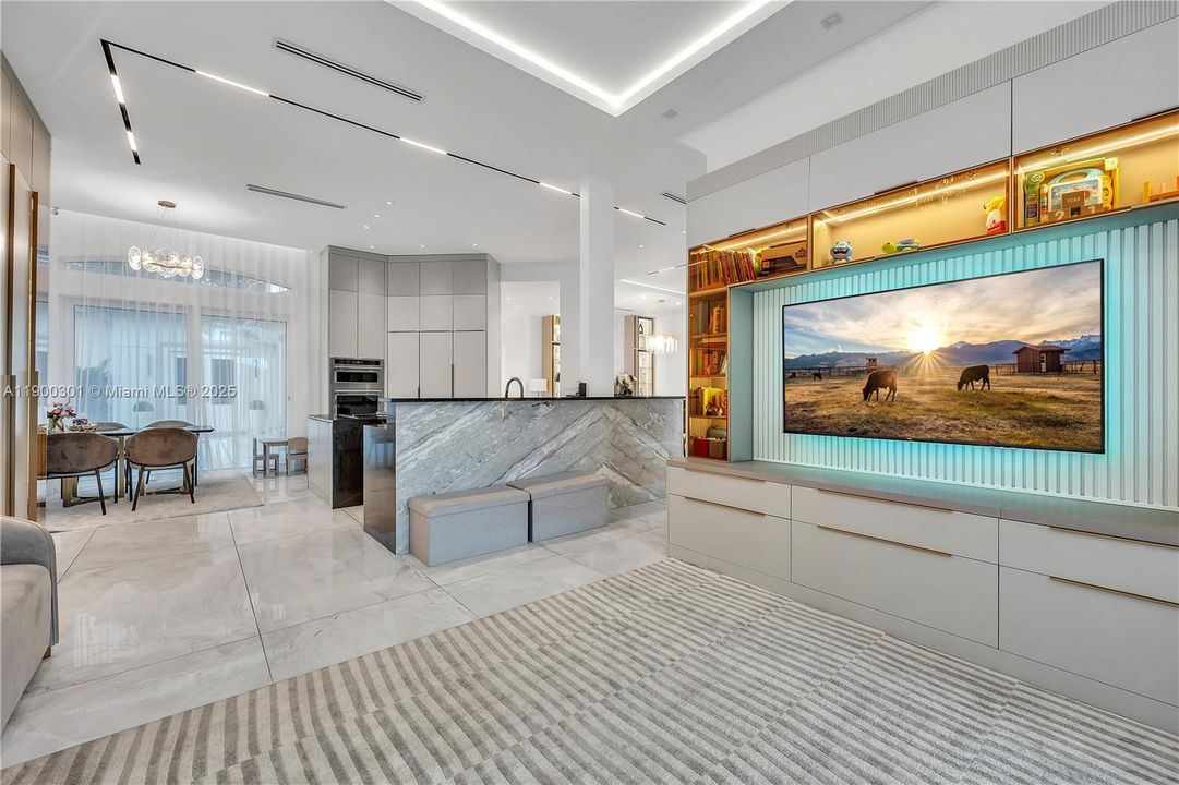 En Venta: $3,100,000 (5 camas, 4 baños, 3256 Pies cuadrados)