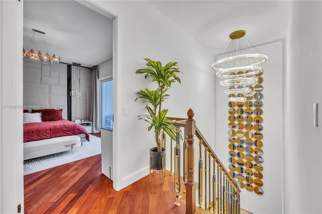 En Venta: $3,100,000 (5 camas, 4 baños, 3256 Pies cuadrados)