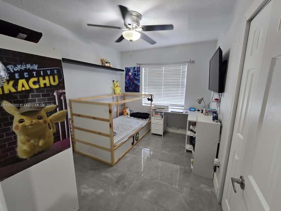 Recently Sold: $549,900 (4 beds, 2 baths, 1495 Square Feet)