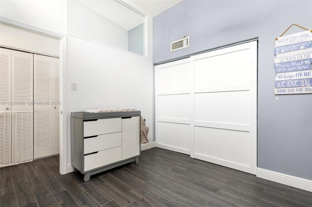 Active With Contract: $567,000 (3 beds, 2 baths, 1624 Square Feet)