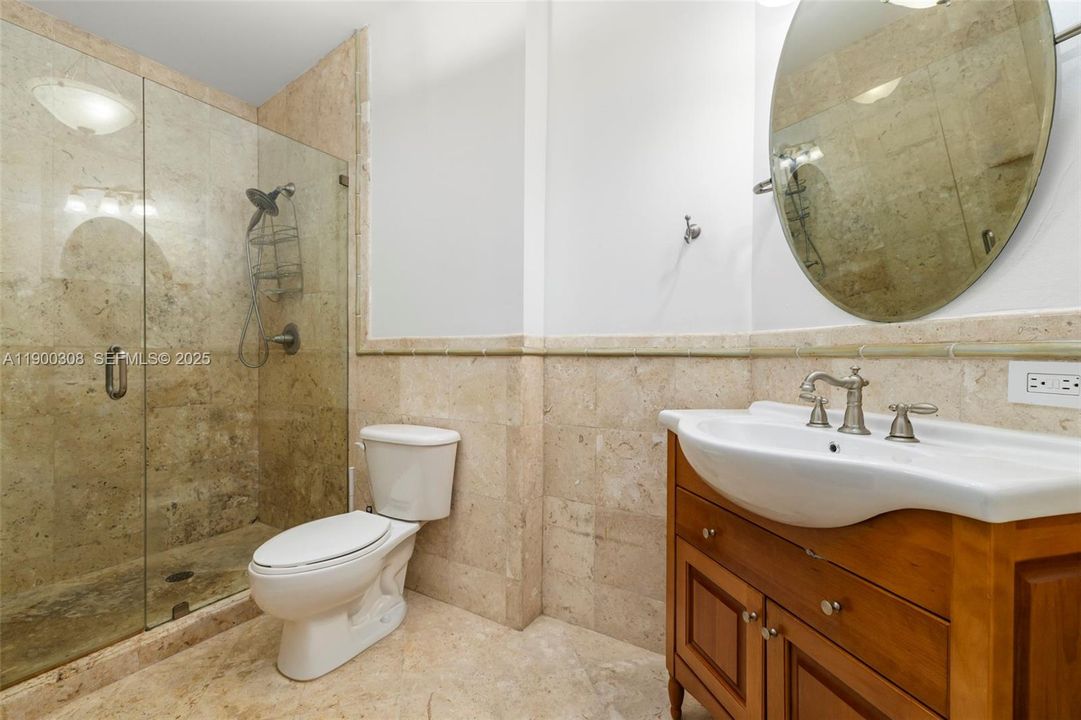 Active With Contract: $567,000 (3 beds, 2 baths, 1624 Square Feet)