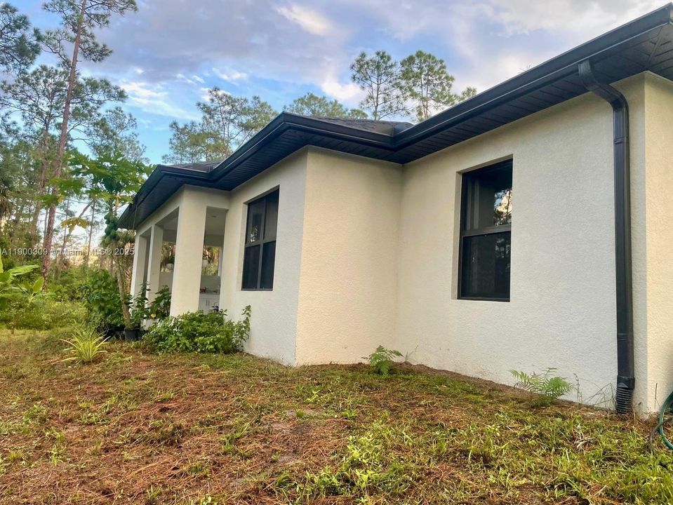 En Venta: $720,000 (3 camas, 2 baños, 0 Pies cuadrados)