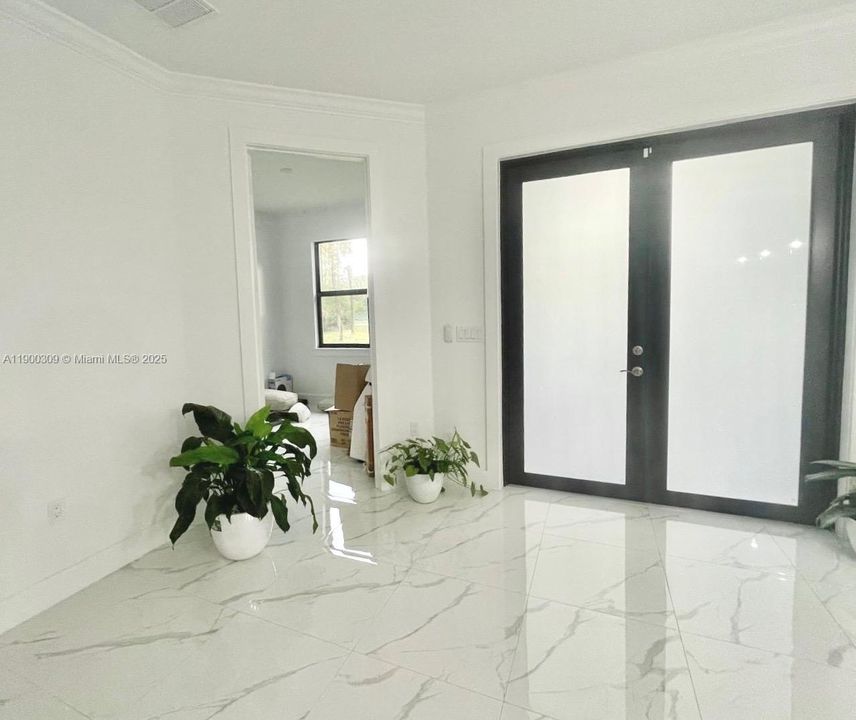 En Venta: $720,000 (3 camas, 2 baños, 0 Pies cuadrados)