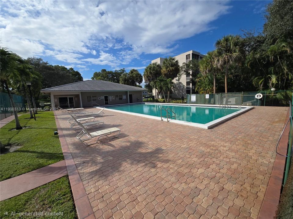 出租: $1,725 (1 贝兹, 1 浴室, 835 平方英尺)