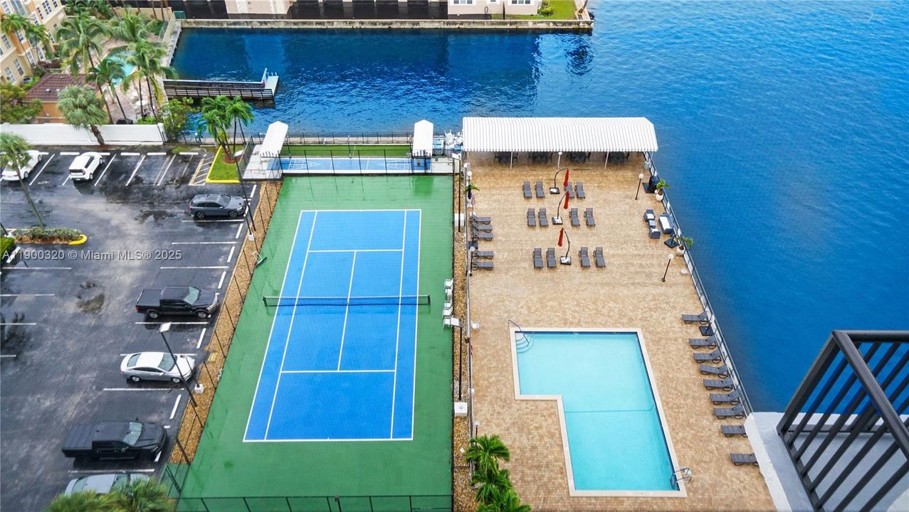 Activo con contrato: $679,000 (2 camas, 2 baños, 1360 Pies cuadrados)