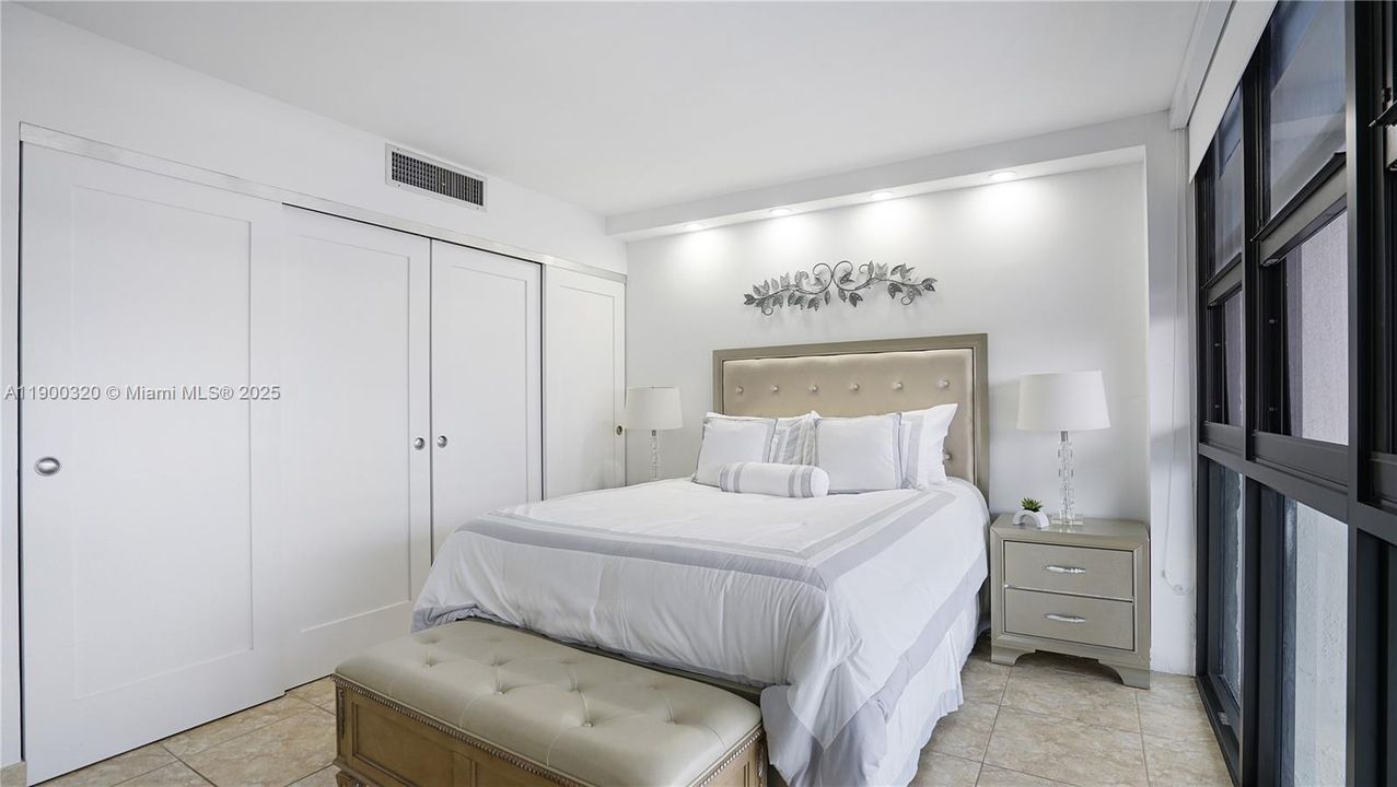 Activo con contrato: $679,000 (2 camas, 2 baños, 1360 Pies cuadrados)