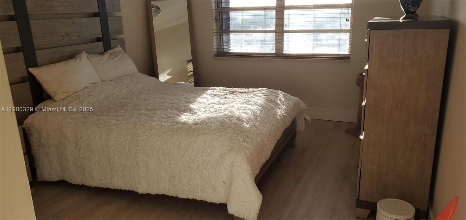 For Rent: $1,700 (1 beds, 1 baths, 690 Square Feet)