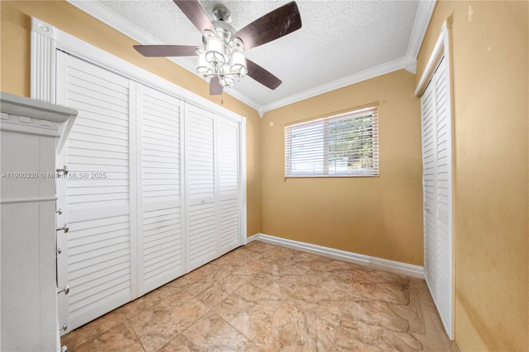 Active With Contract: $579,999 (3 beds, 2 baths, 1240 Square Feet)