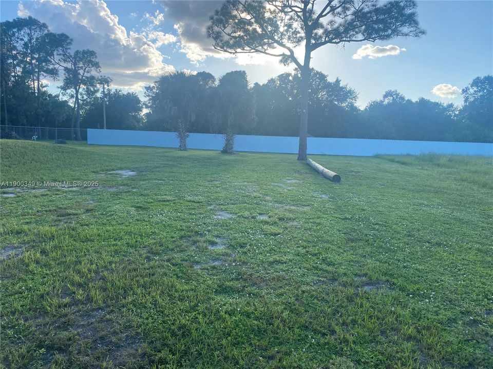 待售: $225,000 (3 贝兹, 2 浴室, 0 平方英尺)