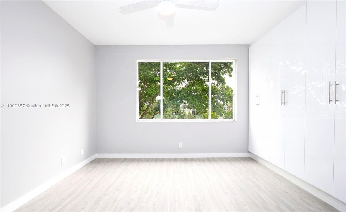 For Rent: $3,000 (2 beds, 2 baths, 1110 Square Feet)