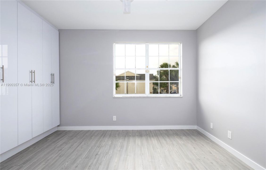 For Rent: $3,000 (2 beds, 2 baths, 1110 Square Feet)