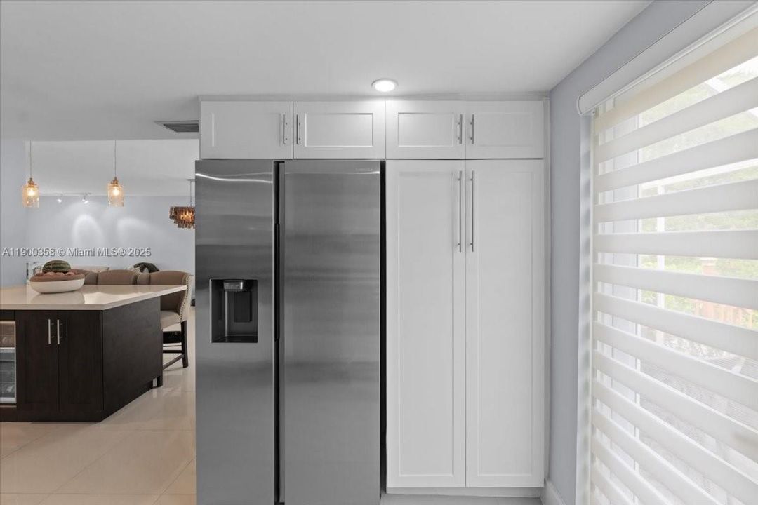 Recently Rented: $4,100 (3 beds, 2 baths, 2128 Square Feet)