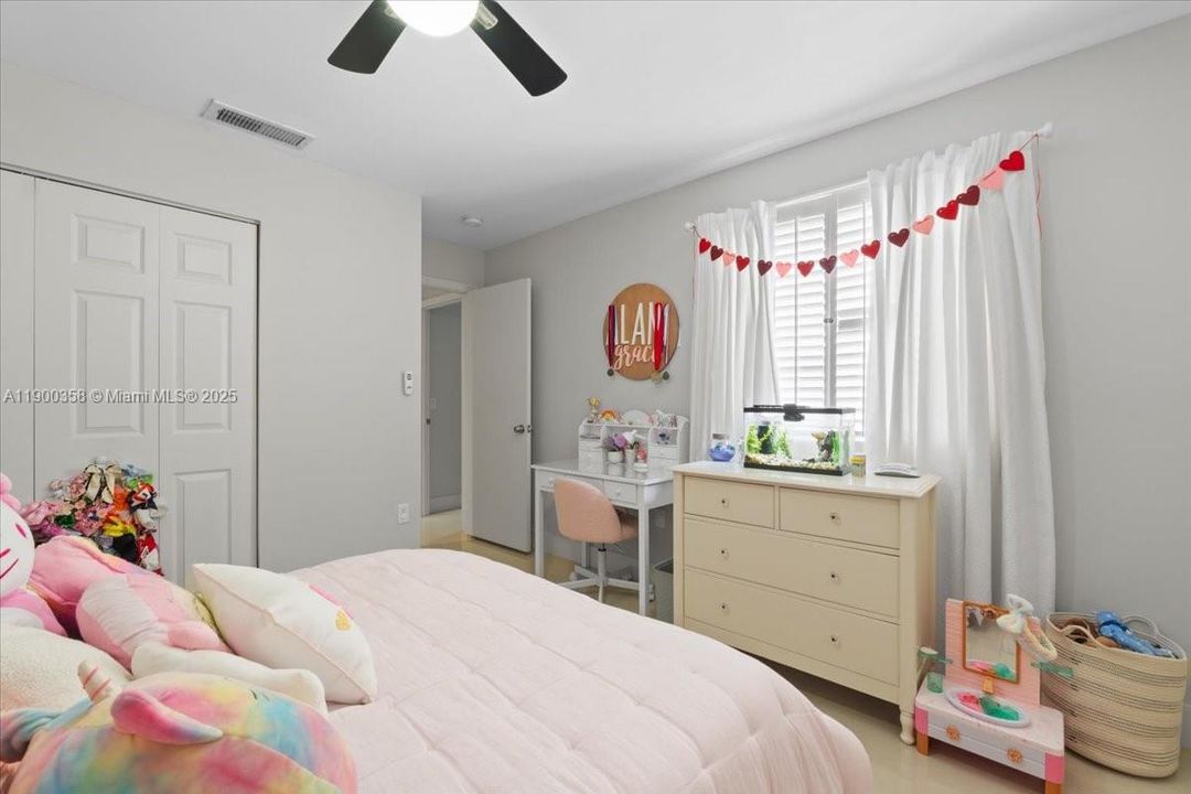 Recently Rented: $4,100 (3 beds, 2 baths, 2128 Square Feet)