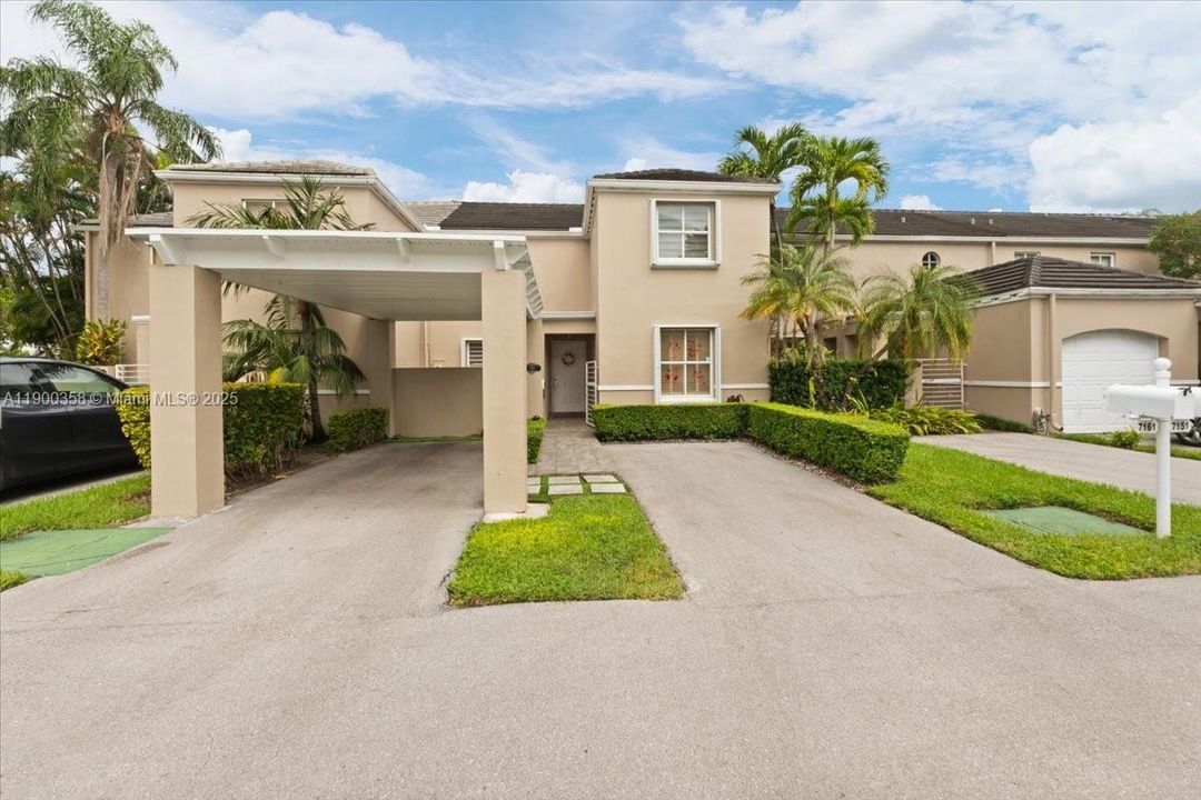 Recently Rented: $4,100 (3 beds, 2 baths, 2128 Square Feet)