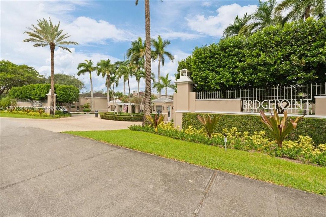 Recently Rented: $4,100 (3 beds, 2 baths, 2128 Square Feet)