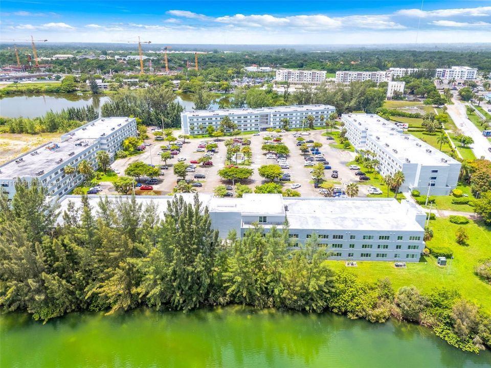 For Rent: $3,000 (4 beds, 4 baths, 3312 Square Feet)