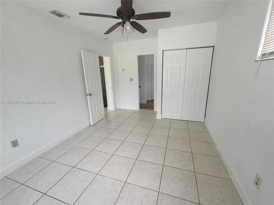 Active With Contract: $549,900 (4 beds, 2 baths, 1424 Square Feet)